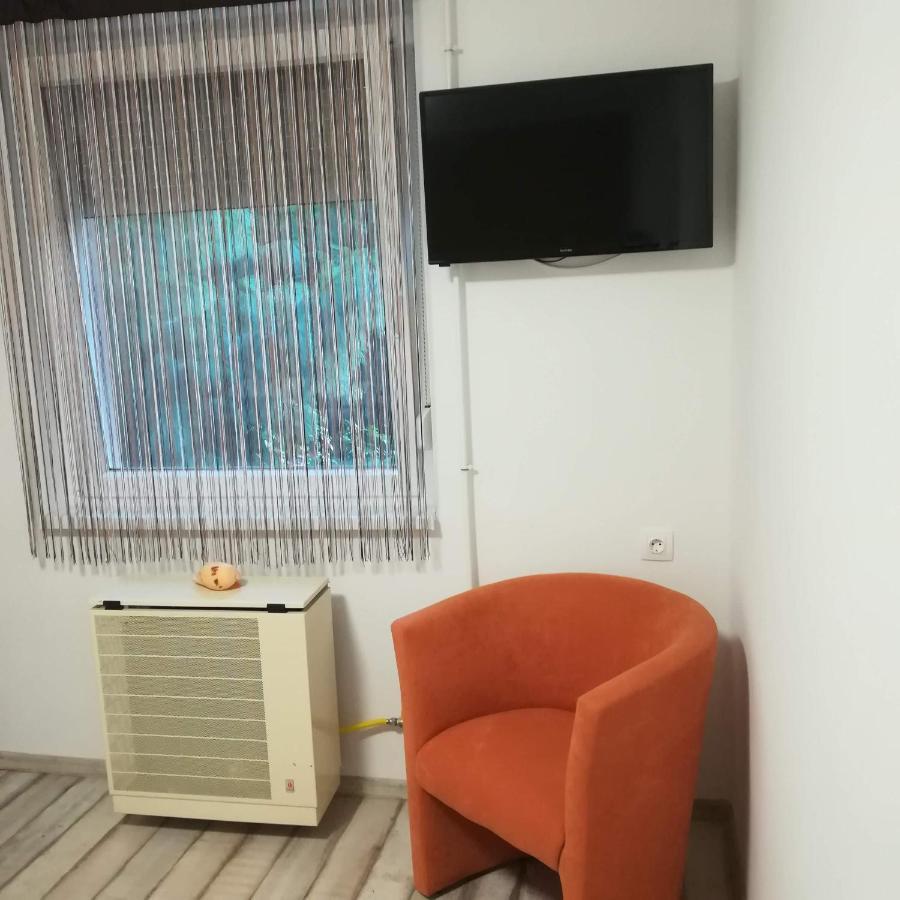 Golden Apartman Orosháza Εξωτερικό φωτογραφία