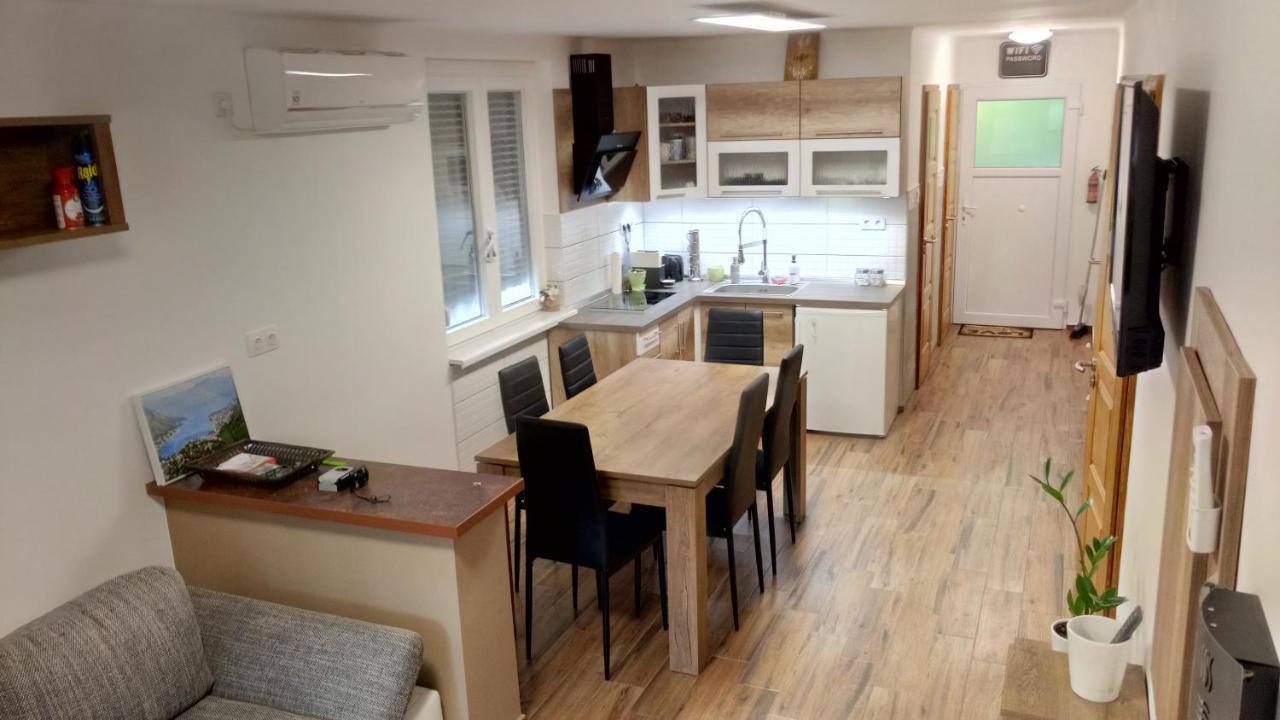 Golden Apartman Orosháza Εξωτερικό φωτογραφία