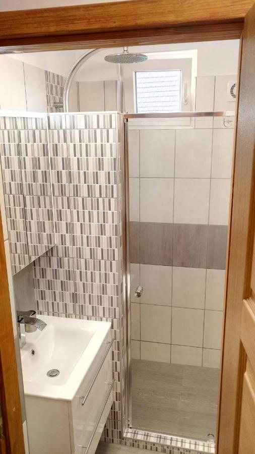 Golden Apartman Orosháza Εξωτερικό φωτογραφία