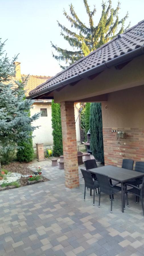 Golden Apartman Orosháza Εξωτερικό φωτογραφία